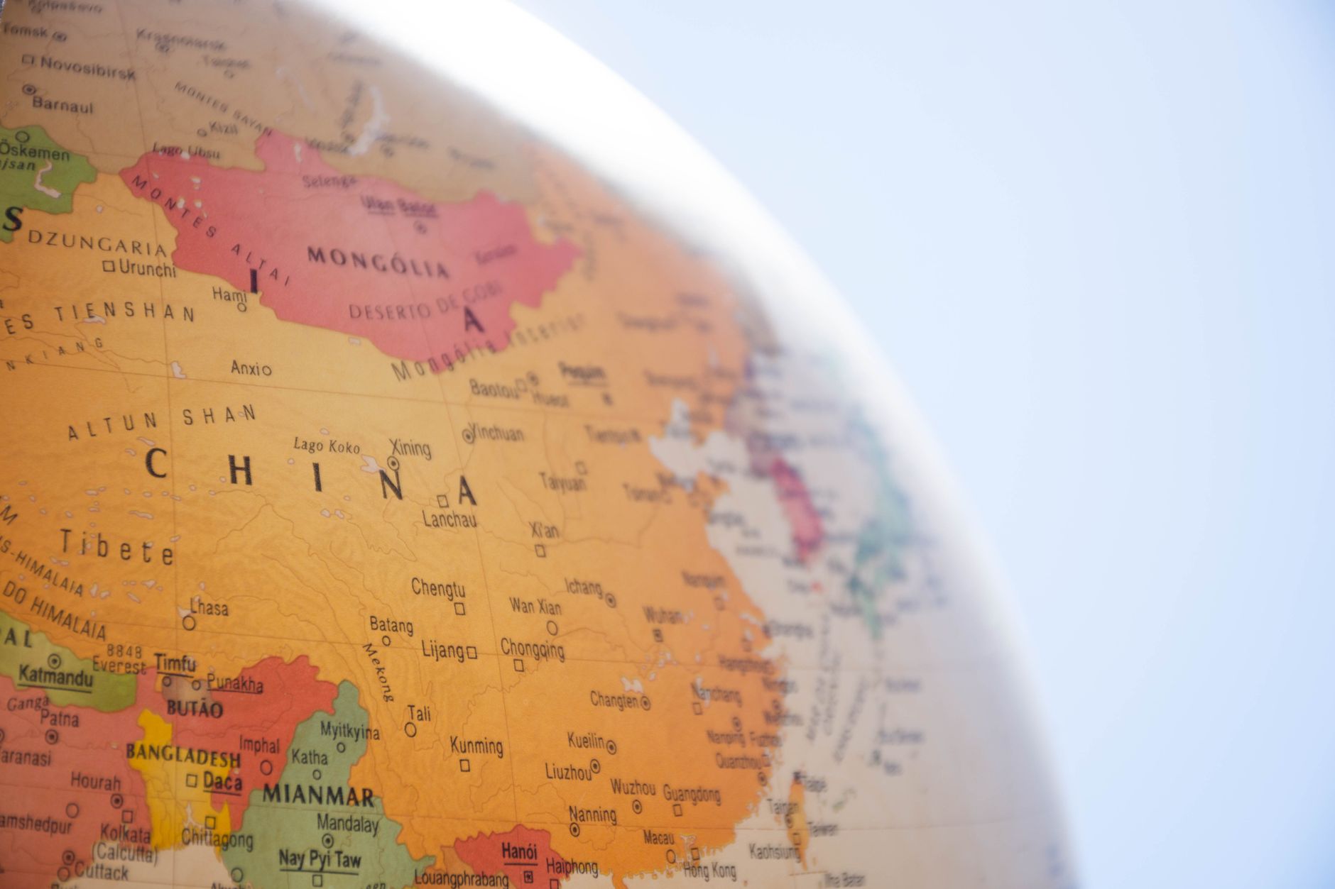 2026 英國留學中介排名公開：港人揀中介五大要點＋用飛行里數慳機票攻略